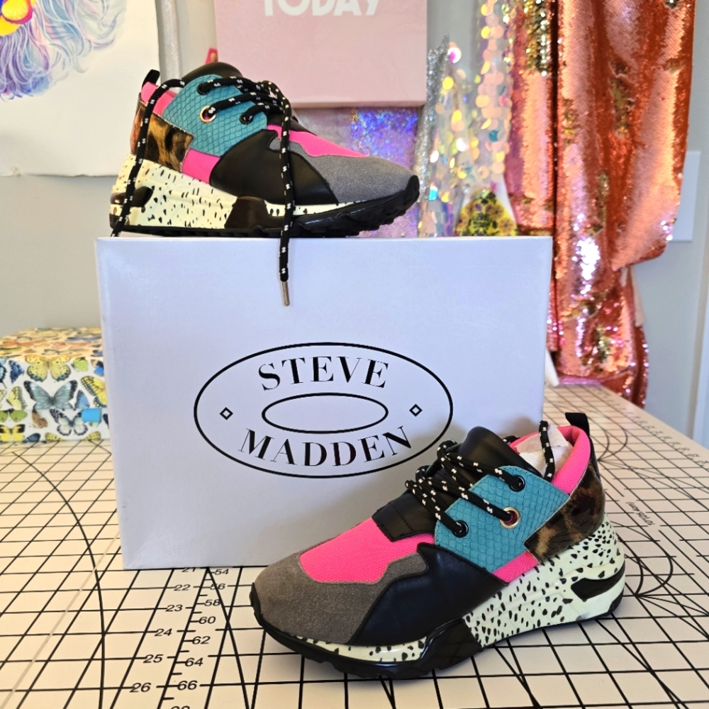 Steve Madden Pink/Blue/Leopard Cliff Sneakers - 6.5